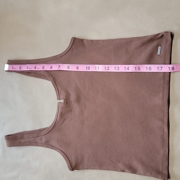 Hollister Size S Brown Ribbed 'Torn' V Neck Tank Top, Excellent Used Condition - Picture 8 of 11